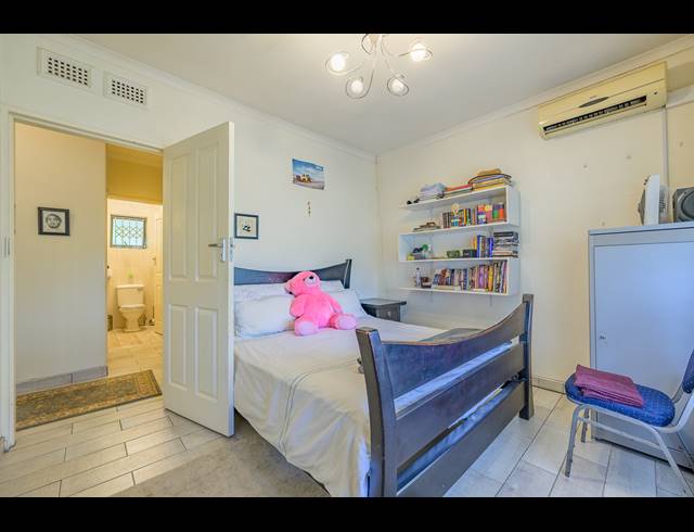 4 BEDROOM HOUSE FOR SALE IN WESTVILLE